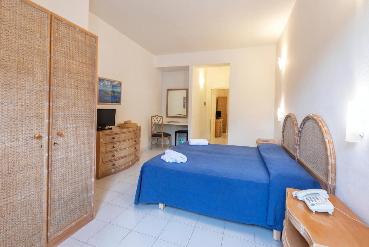 Hotel Oasi Castiglione Casamicciola Terme Bagian luar foto