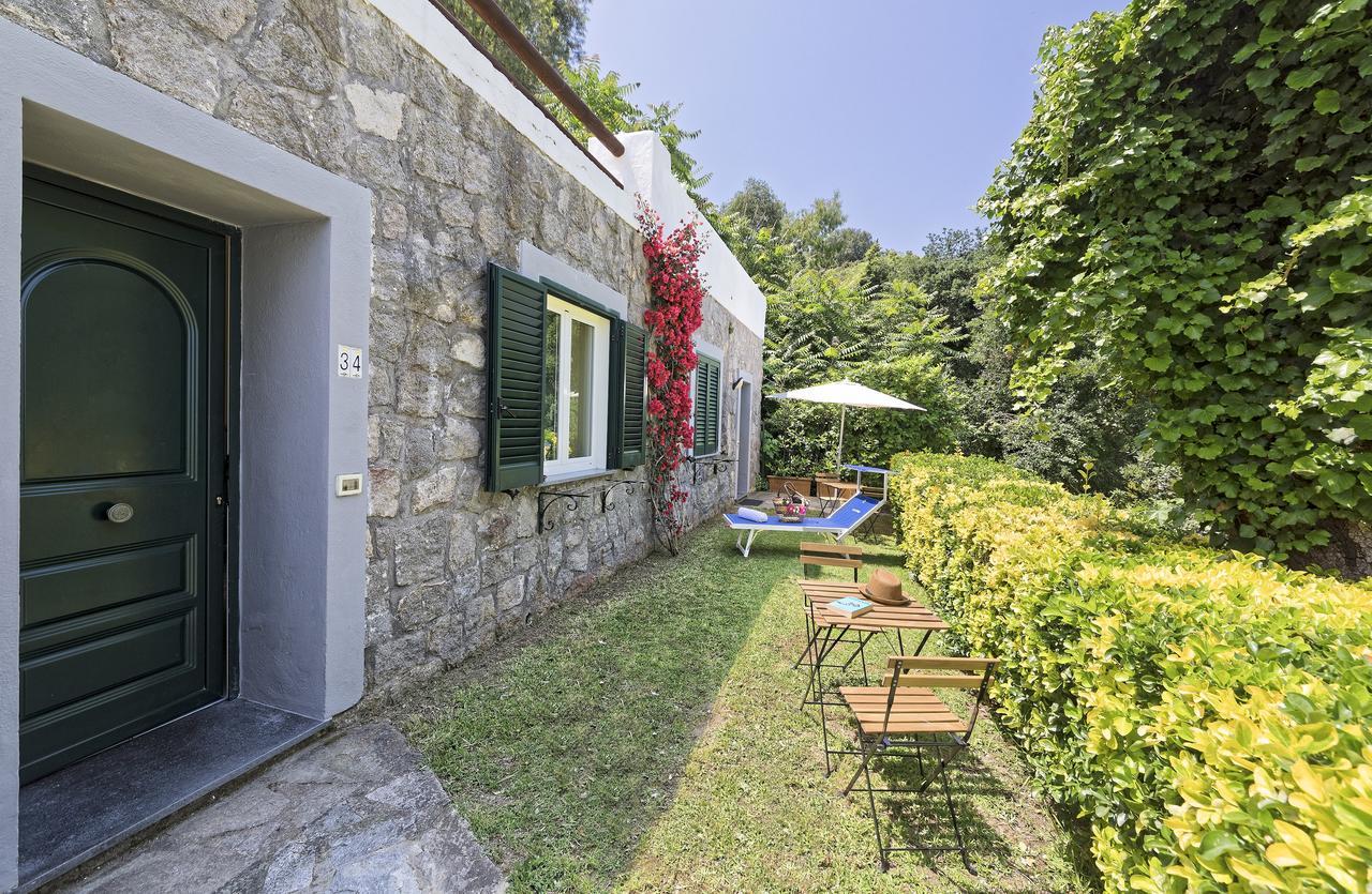 Hotel Oasi Castiglione Casamicciola Terme Bagian luar foto