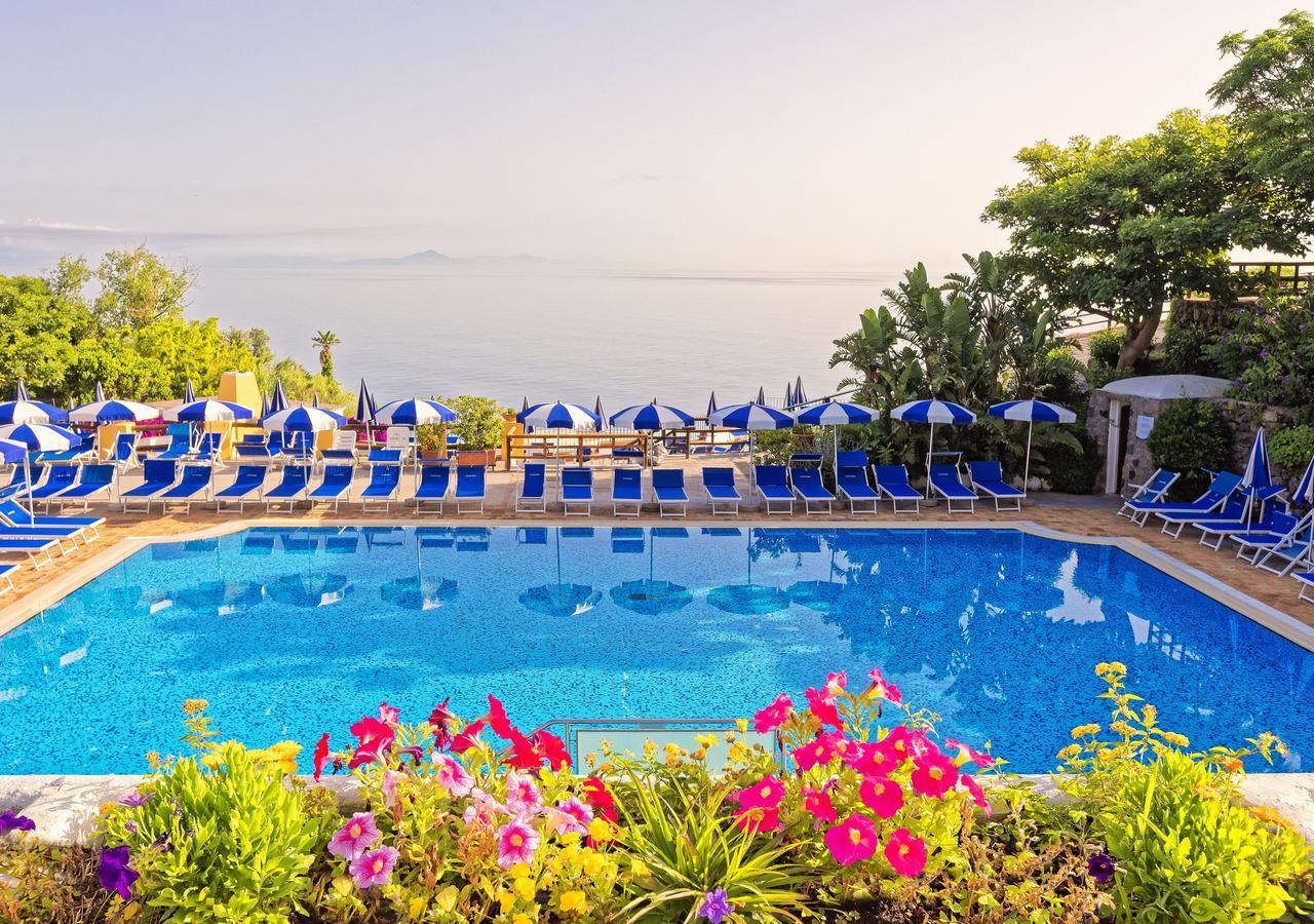 Hotel Oasi Castiglione Casamicciola Terme Bagian luar foto