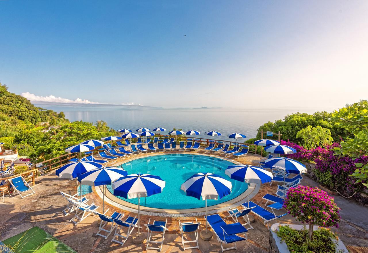 Hotel Oasi Castiglione Casamicciola Terme Bagian luar foto